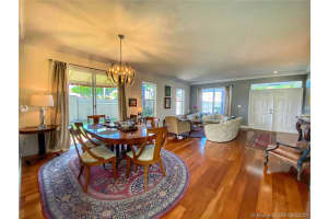5201 NW 105th Ct, Doral, FL 33178, Sold 12/21/20