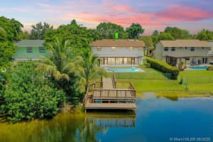 10158 SW 52nd St, Cooper City, FL 33328, Sold 03/19/21