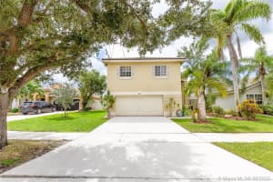 459 SW 204th Ave, Pembroke Pines, FL 33029, Sold 12/03/20