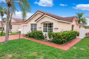 5441 NW 184th St, Miami Gardens, FL 33055, Sold 10/29/20