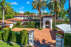 64 Lagorce Cir, Miami Beach, FL 33141, Sold 12/07/20