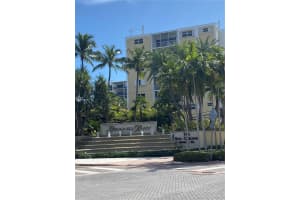 445 Grand Bay Dr, Key Biscayne, FL 33149, Sold 06/03/21