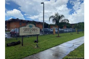 9429 SW 76th St APT W14, Miami, FL 33173, Sold 09/30/20