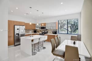 185 SE 1st Cir, Pompano Beach, FL 33060, Sold 04/26/21