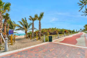 5225 Collins Ave, Miami, FL 33140, Sold 04/21/22