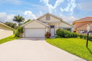2002 Lake Breeze Ct, Wellington, FL 33414, Sold 11/25/20