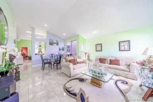 2002 Lake Breeze Ct, Wellington, FL 33414, Sold 11/25/20