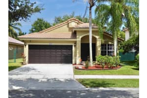 391 SW 203rd Ave, Pembroke Pines, FL 33029, Sold 09/21/20