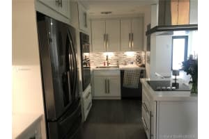 9345 SW 5th Ln, Miami, FL 33174, Sold 09/25/20