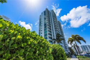 7930 East Dr, North Bay Village, FL 33141, Sold 04/30/21