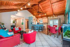 2171 Nova Village Dr, Davie, FL 33317, Sold 10/02/20