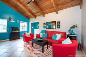 2171 Nova Village Dr, Davie, FL 33317, Sold 10/02/20