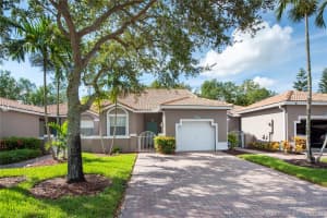 7420 S Aragon Blvd, Sunrise, FL 33313, Sold 10/05/20