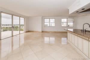 10140 W Bay Harbor Dr PH-N, Bay Harbor Islands, FL 33154, Sold 06/01/21