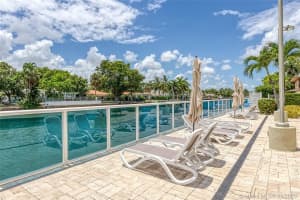 9800 W Bay Harbor Dr, Bay Harbor Islands, FL 33154, Sold 11/20/20
