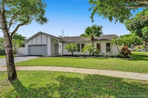 8638 SW 51st St, Cooper City, FL 33328, Sold 10/08/20