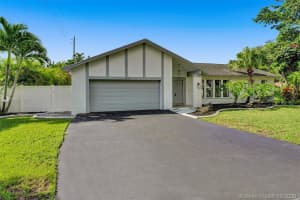 8638 SW 51st St, Cooper City, FL 33328, Sold 10/08/20