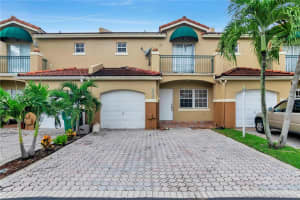6847 SW 158th Ct, Miami, FL 33193, Sold 09/30/20