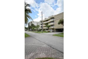 16518 NE 26th Ave, North Miami Beach, FL 33160, Sold 03/24/21