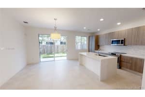 10271 NW 72nd St, Doral, FL 33178, Sold 10/30/20
