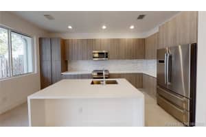 10271 NW 72nd St, Doral, FL 33178, Sold 10/30/20