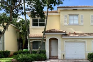 11410 NW 33rd St, Sunrise, FL 33323, Sold 09/15/20