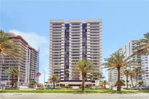 5757 Collins Ave # 305, Miami Beach, FL 33140, Sold 12/15/20