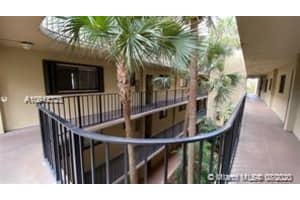 8625 NW 8th St, Miami, FL 33126, Sold 10/08/20