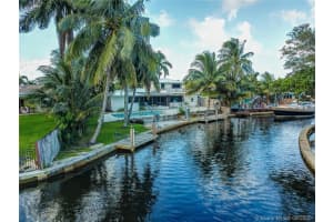 1433 NW 8th St, Dania Beach, FL 33004, Sold 11/30/20