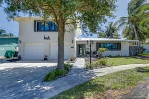 1433 NW 8th St, Dania Beach, FL 33004, Sold 11/30/20