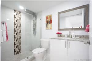 917 NE 199th St, Miami, FL 33179, Sold 10/14/20