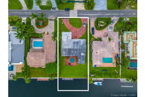 478 Sunset Dr, Hallandale Beach, FL 33009, Sold 11/19/20