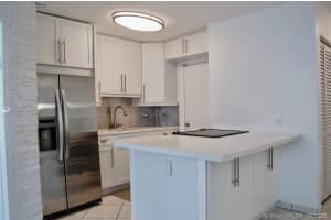 5313 Collins Ave, Miami, FL 33140, Sold 09/15/20