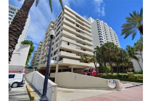 1623 Collins Ave PH 1007, Miami Beach, FL 33139, Sold 04/02/21