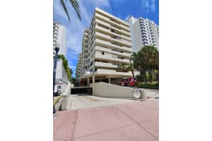 1623 Collins Ave PH 1007, Miami Beach, FL 33139, Sold 04/02/21
