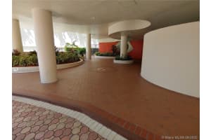 1623 Collins Ave PH 1007, Miami Beach, FL 33139, Sold 04/02/21