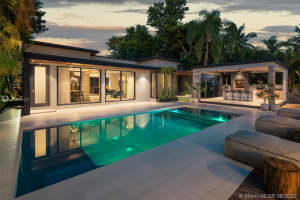 1920 NE 119th Rd, North Miami, FL 33181, Sold 01/05/21