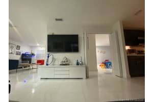 15143 SW 94th Terrace, Miami, FL 33196, Sold 12/04/20