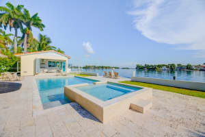 205 N Hibiscus Dr, Miami Beach, FL 33139, Sold 03/08/21
