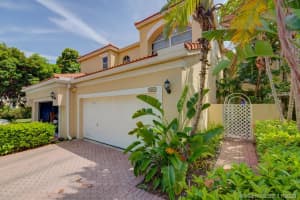 3418 NE 210th Ln, Miami, FL 33180, Sold 04/14/21