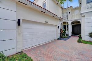 1543 Presidential Way, Miami, FL 33179, Sold 12/23/20