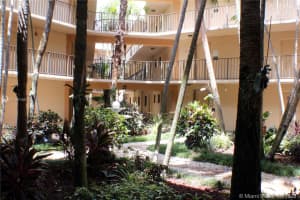 8065 SW 107th Ave, Miami, FL 33173, Sold 11/05/20