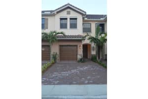 5966 NW 56th Pl, Tamarac, FL 33319, Sold 03/03/21