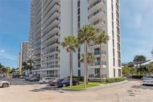 3701 N Country Club Dr, Aventura, FL 33180, Sold 12/04/20