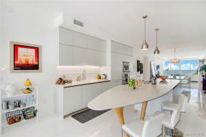 16901 Collins Ave, Sunny Isles Beach, FL 33160, Sold 03/16/21