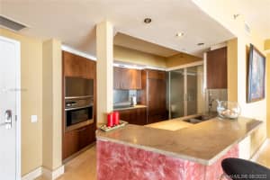450 Alton Rd, Miami Beach, FL 33139, Sold 12/29/20
