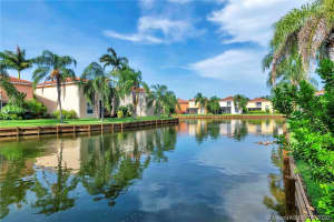 1575 S Trafalgar Cir, Hollywood, FL 33020, Sold 10/30/20