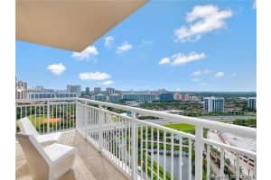 19501 W Country Club Dr, Aventura, FL 33180, Sold 10/13/20