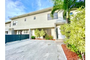 8528 NW 8th St, Miami, FL 33126, Sold 09/29/20