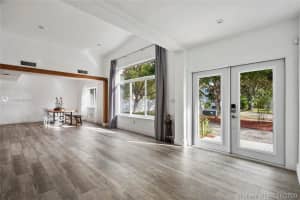 1375 Cleveland Rd, Miami Beach, FL 33141, Sold 11/23/20